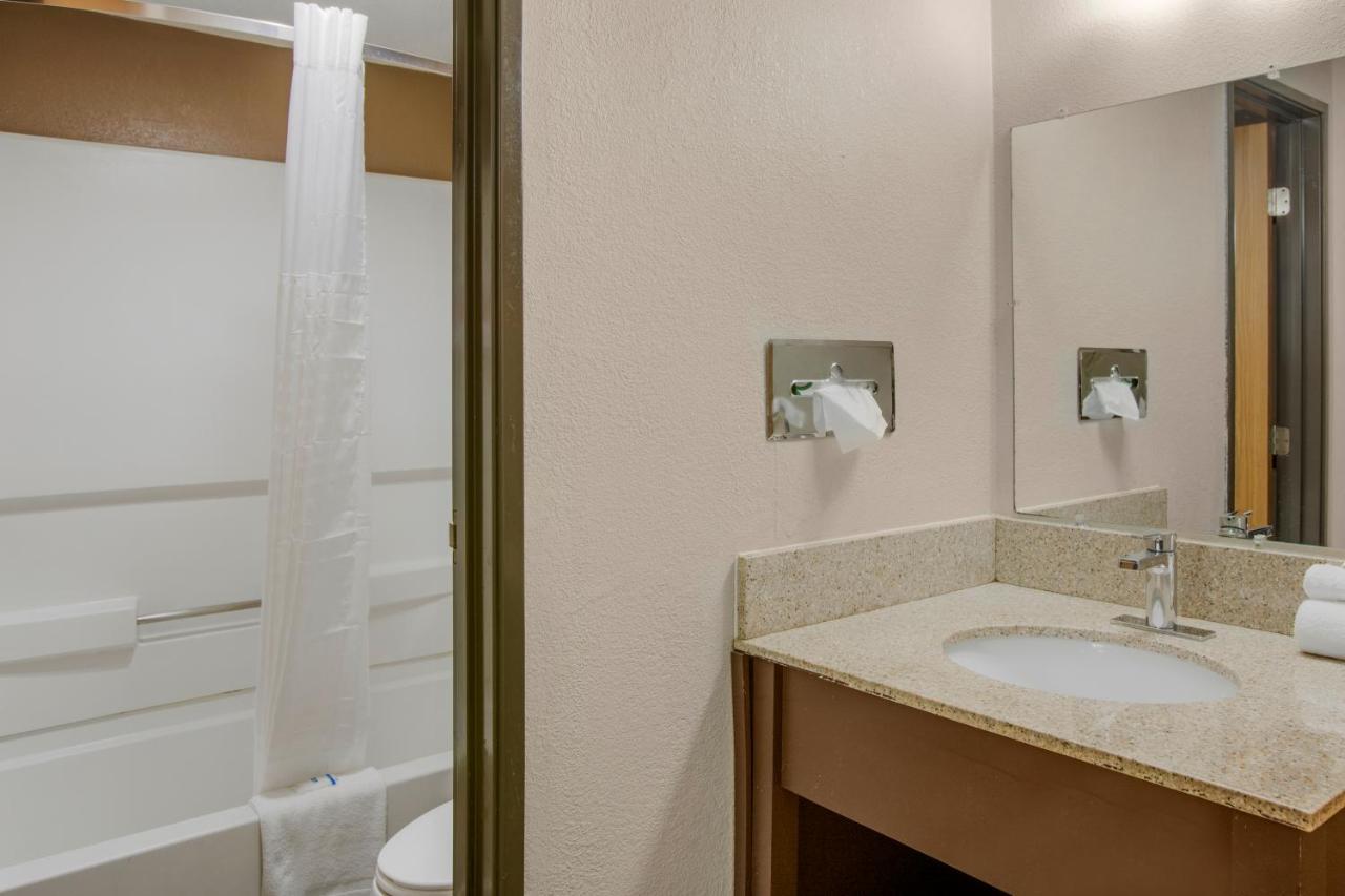 Rodeway Inn Cascade Екстериор снимка
