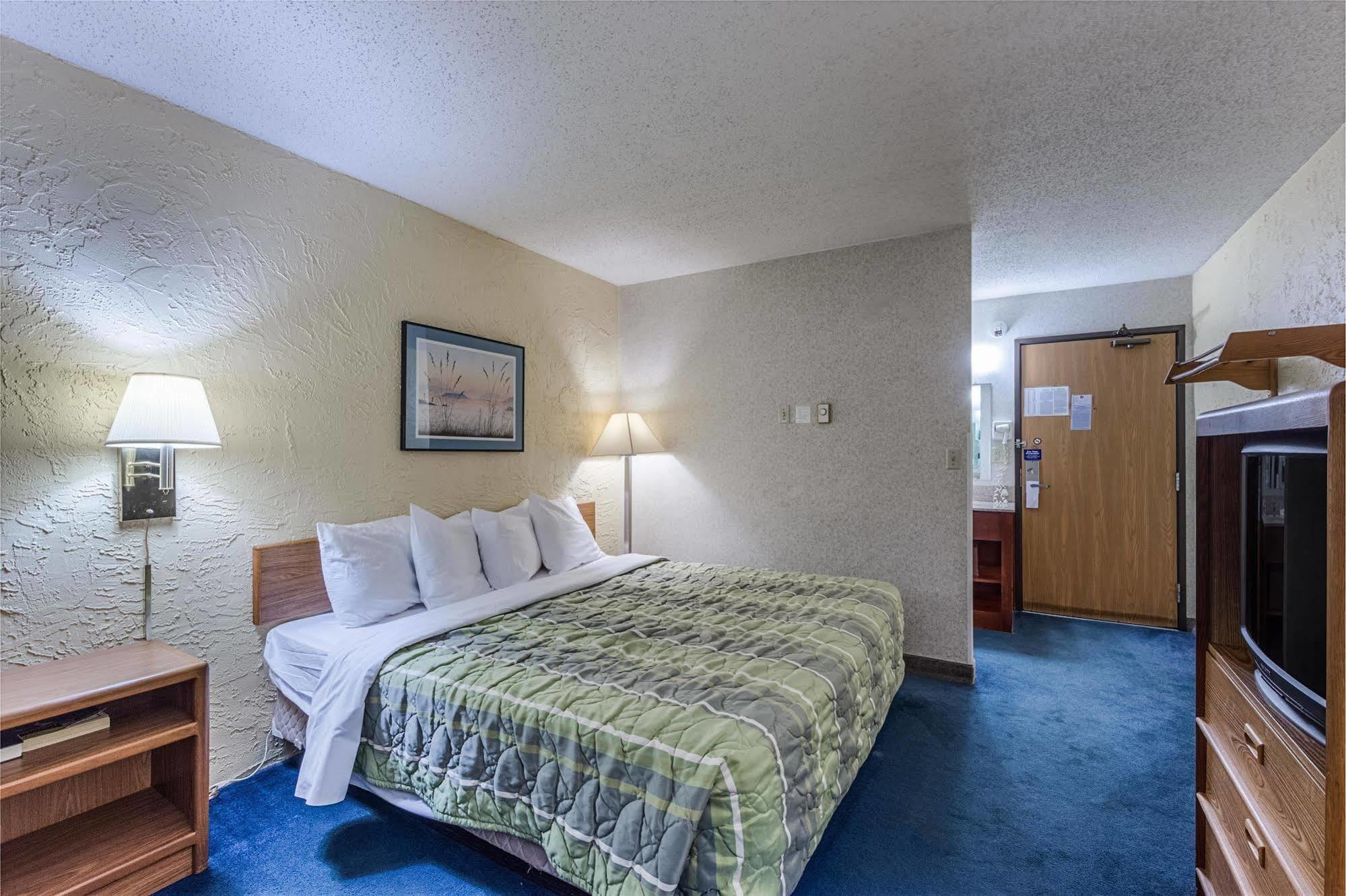 Rodeway Inn Cascade Екстериор снимка