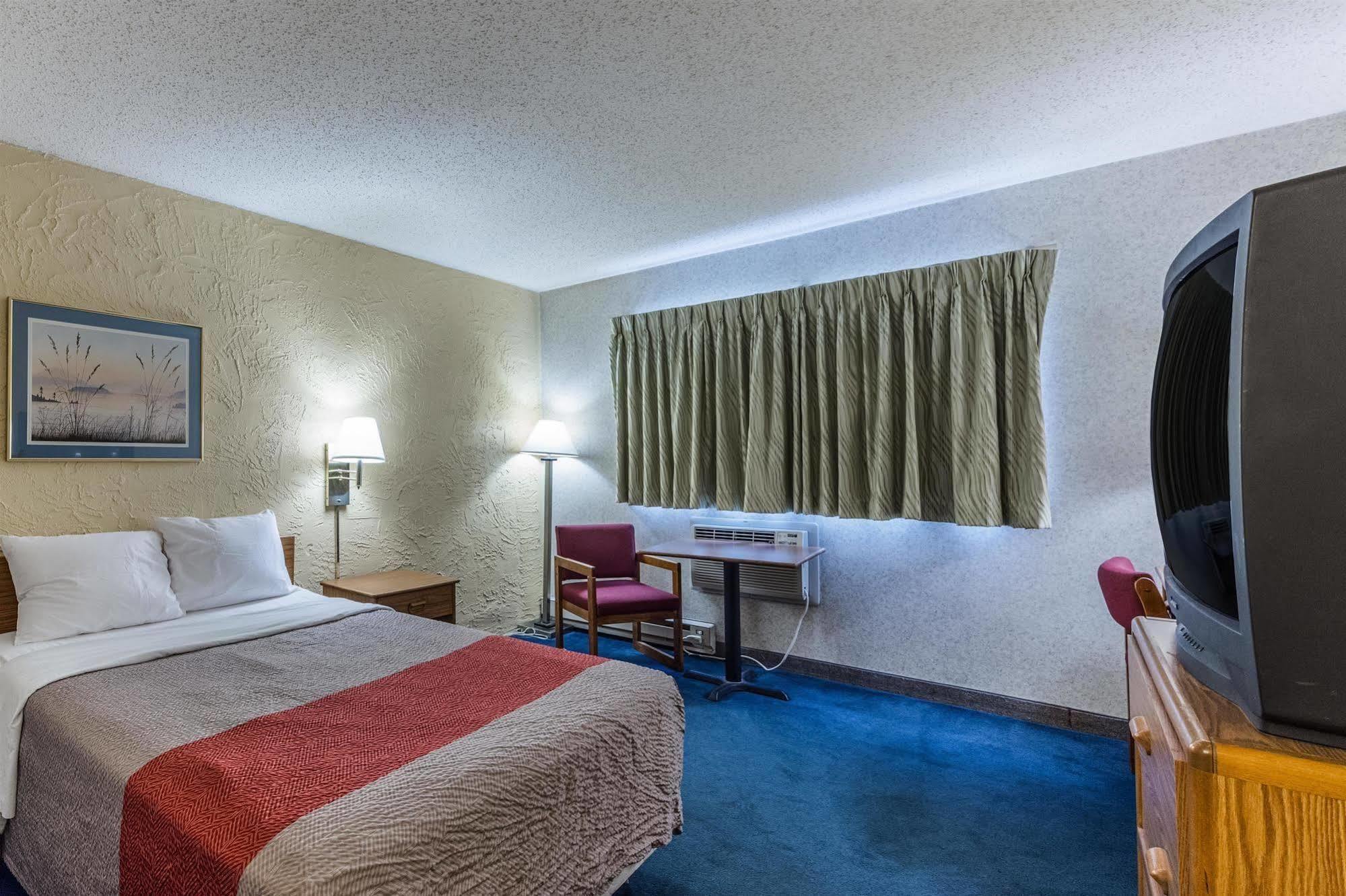 Rodeway Inn Cascade Екстериор снимка